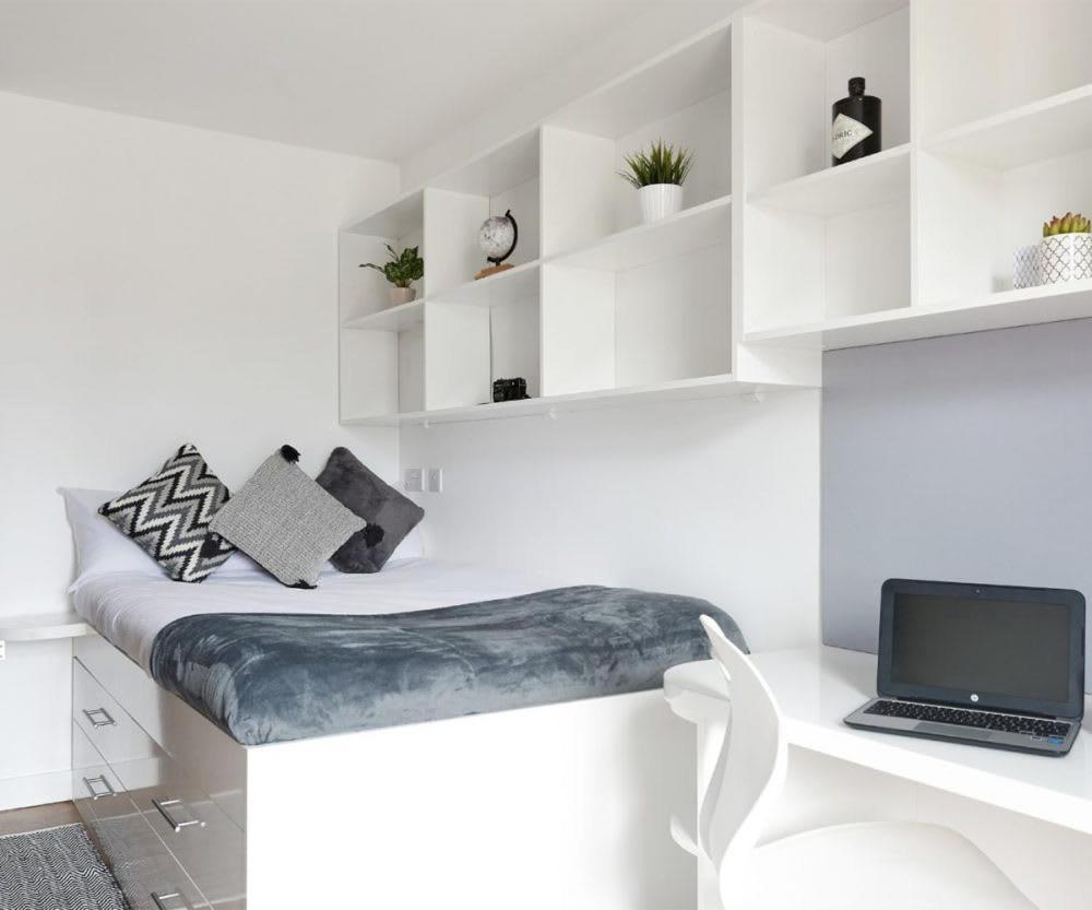 Zeni Ensuite, In Ливърпул Екстериор снимка